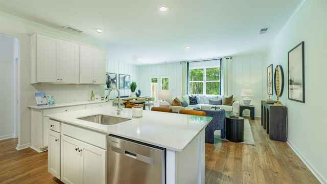 3646 Nevins Way, Decatur, GA 30034