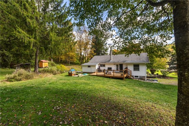 10671 Sagetown Road, Caton, NY 14858