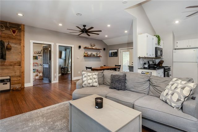 10671 Sagetown Road, Caton, NY 14858