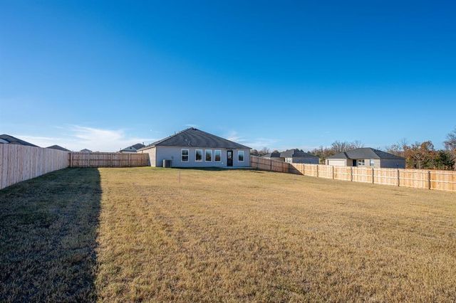 13411 Huckleberry Lane, Mcloud, OK 74851
