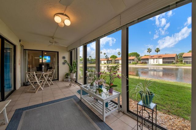 10223 N Circle Lake Drive 102, Boynton Beach, FL 33437