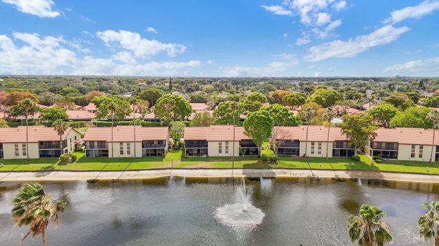 10223 N Circle Lake Drive 102, Boynton Beach, FL 33437