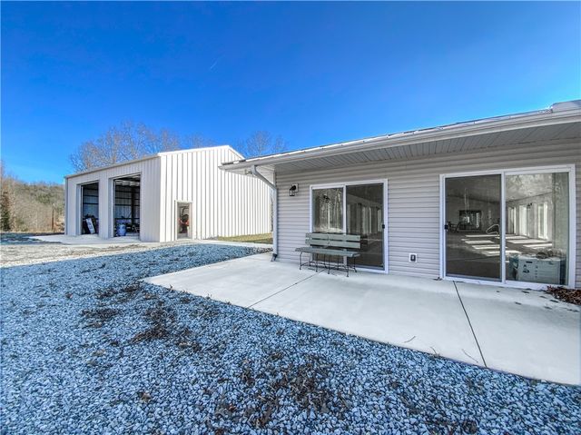 146 Nichols Circle, Yellville, AR 72687