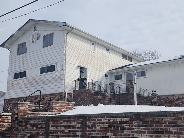 64 Francis 1, Revere, MA 02151