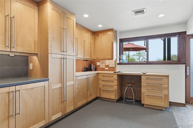 893 Route 9W S, Nyack, NY 10960