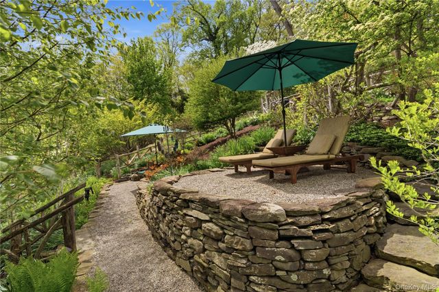 893 Route 9W S, Nyack, NY 10960