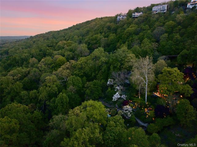 893 Route 9W S, Nyack, NY 10960