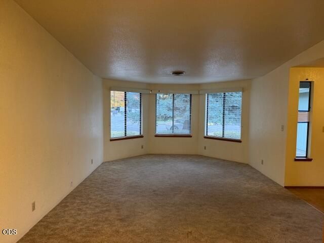 1710 SW Brownell Avenue, Grants Pass, OR 97526