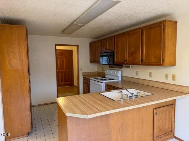 1710 SW Brownell Avenue, Grants Pass, OR 97526