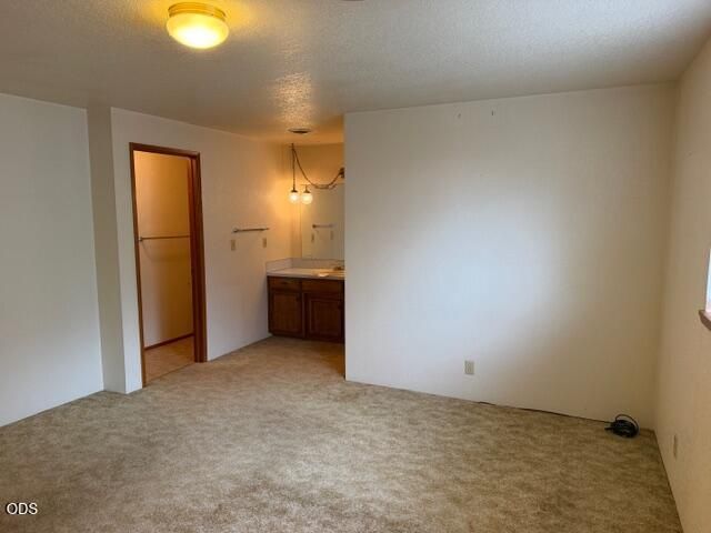 1710 SW Brownell Avenue, Grants Pass, OR 97526