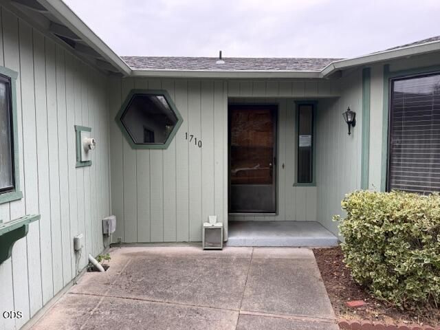 1710 SW Brownell Avenue, Grants Pass, OR 97526