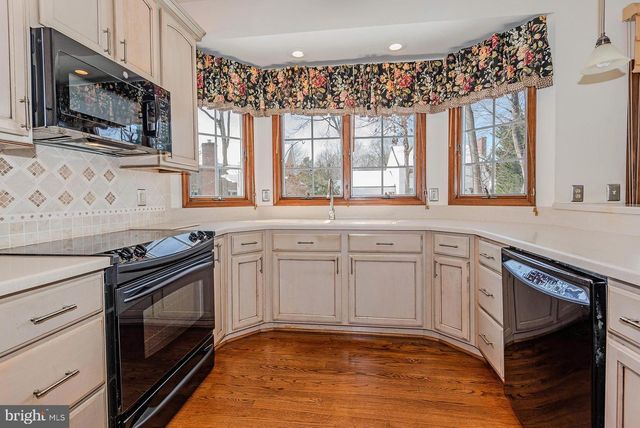 1306 PERSIMMONTREE CT, Crofton, MD 21114