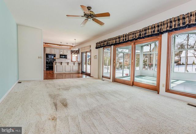 1306 PERSIMMONTREE CT, Crofton, MD 21114