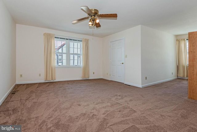 1306 PERSIMMONTREE CT, Crofton, MD 21114