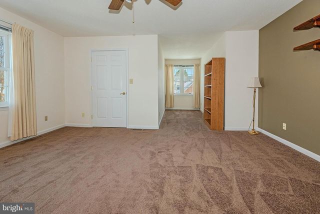 1306 PERSIMMONTREE CT, Crofton, MD 21114