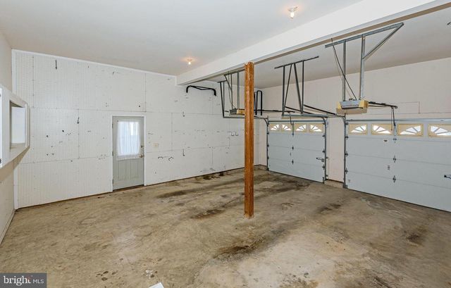 1306 PERSIMMONTREE CT, Crofton, MD 21114