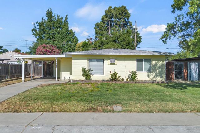 1194 Rosemary Ln, Yuba City, CA 95991