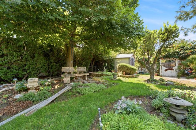 6259 S BOXWOOD RD, Holladay, UT 84121