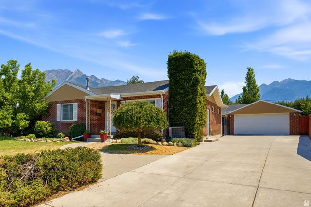 6259 S BOXWOOD RD, Holladay, UT 84121
