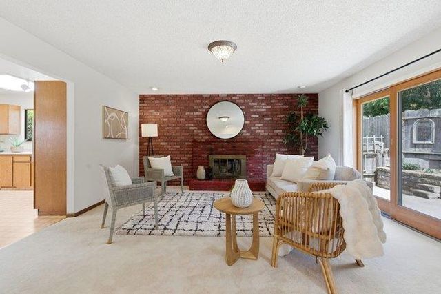 425 Exeter Place, Marina, CA 93933