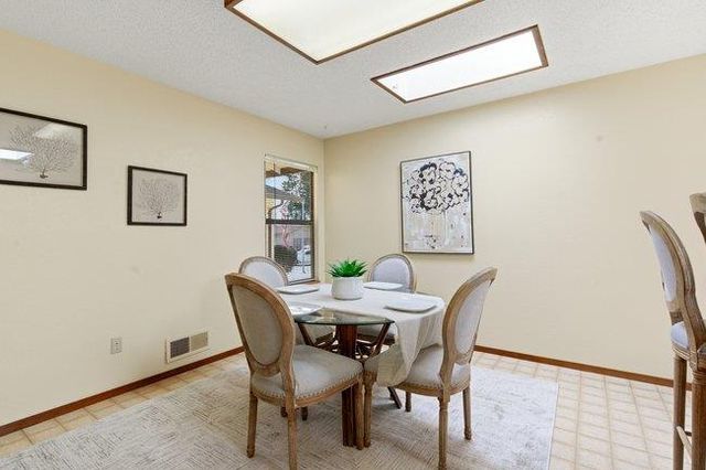 425 Exeter Place, Marina, CA 93933