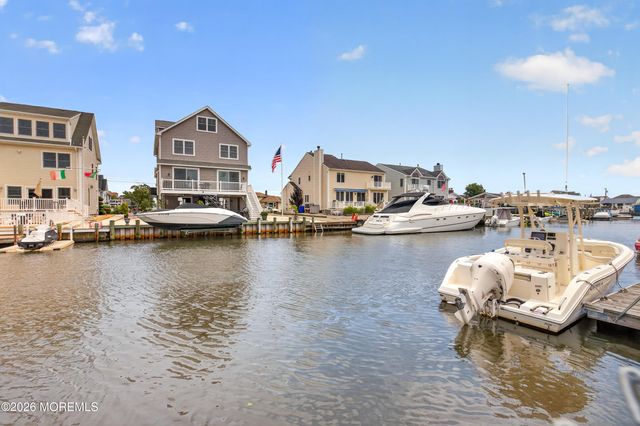 10 Bahia Court, Brick, NJ 08723