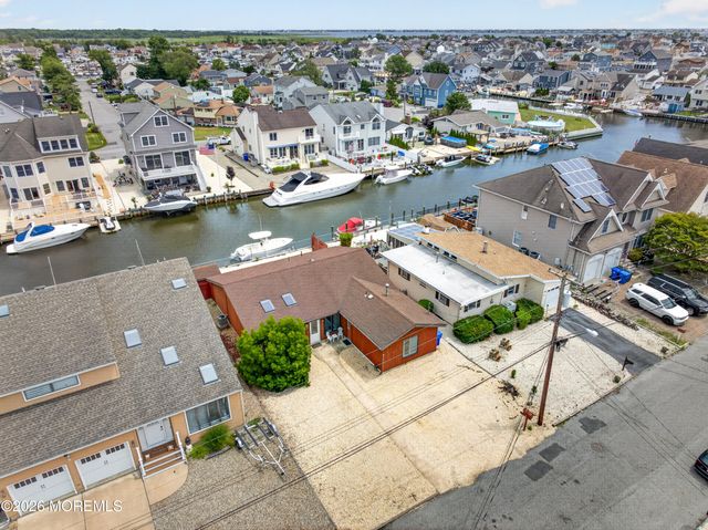 10 Bahia Court, Brick, NJ 08723