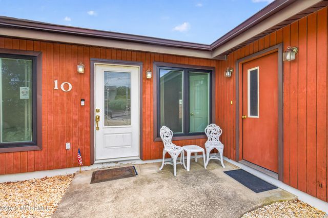 10 Bahia Court, Brick, NJ 08723