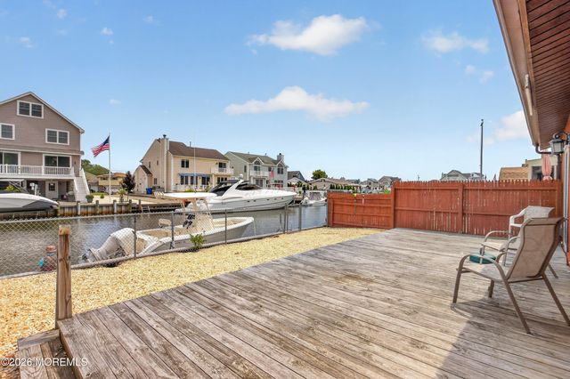 10 Bahia Court, Brick, NJ 08723