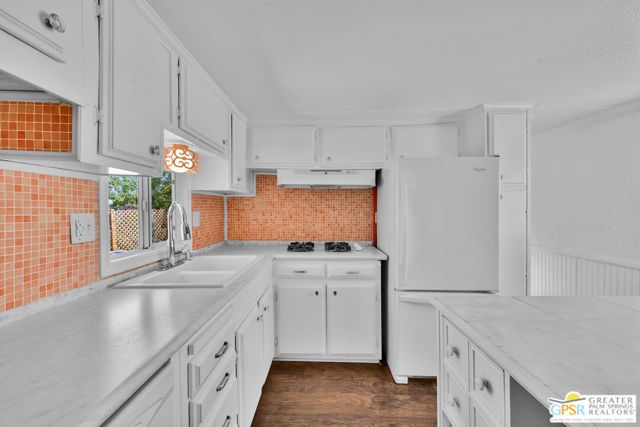 260 Costa Mesa Drive, Palm Springs, CA 92264