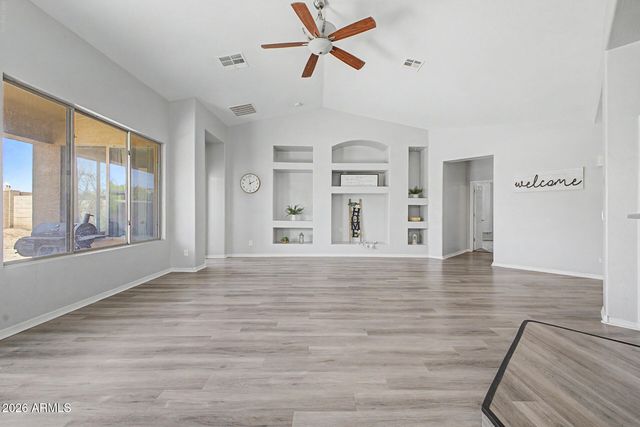 17522 W LAVENDER Lane, Goodyear, AZ 85338