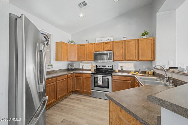 17522 W LAVENDER Lane, Goodyear, AZ 85338
