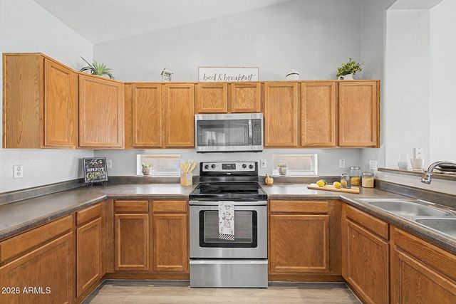 17522 W LAVENDER Lane, Goodyear, AZ 85338