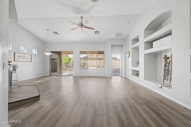 17522 W LAVENDER Lane, Goodyear, AZ 85338