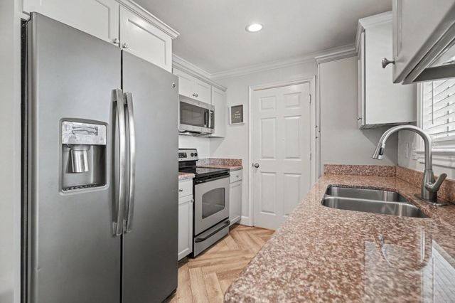 7000 Seawall Boulevard 634, Galveston, TX 77551