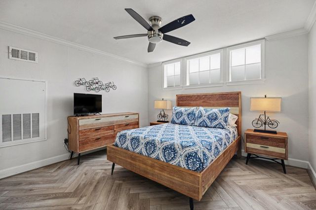 7000 Seawall Boulevard 634, Galveston, TX 77551