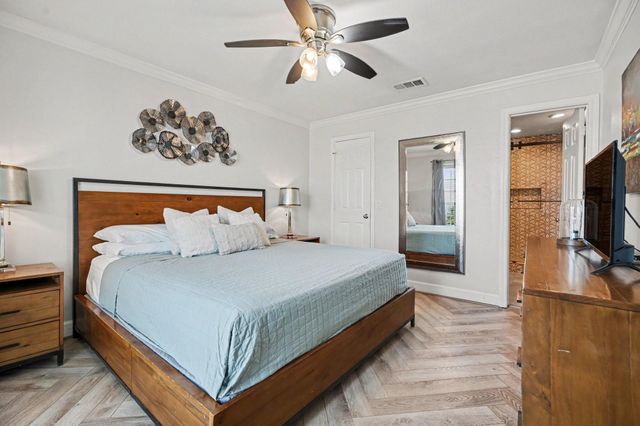 7000 Seawall Boulevard 634, Galveston, TX 77551