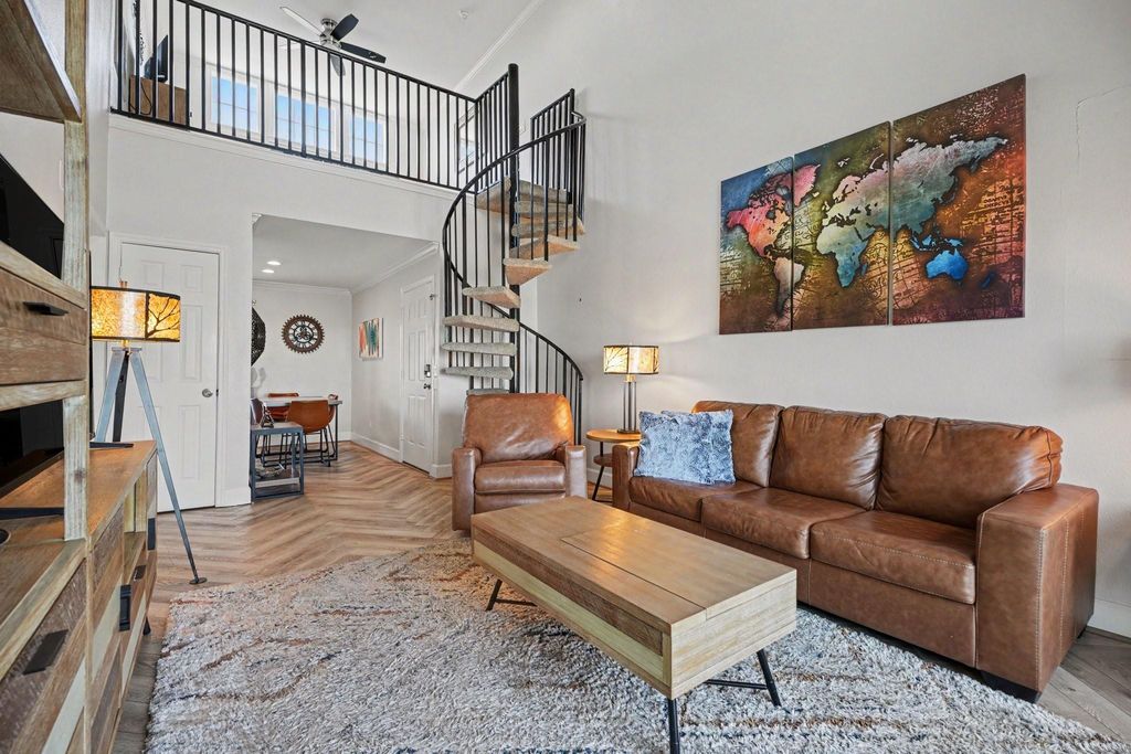 7000 Seawall Boulevard 634, Galveston, TX 77551