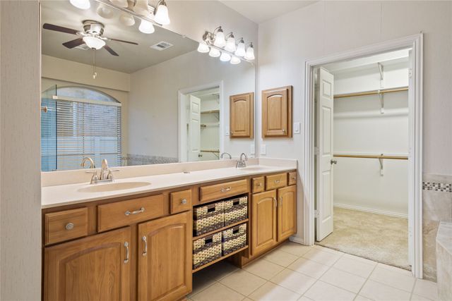 6048 Cypress Cove Drive, The Colony, TX 75056