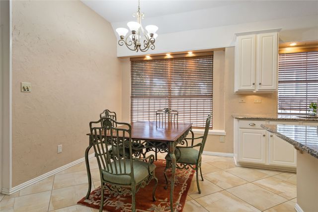 6048 Cypress Cove Drive, The Colony, TX 75056