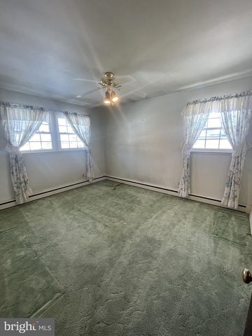 2714 BARDELL DR, Wilmington, DE 19808