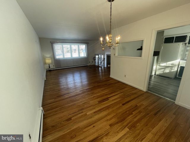 2714 BARDELL DR, Wilmington, DE 19808