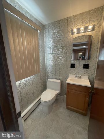 2714 BARDELL DR, Wilmington, DE 19808