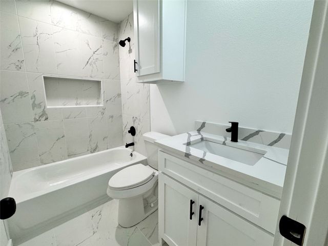 2910 Bourland Street, Greenville, TX 75401