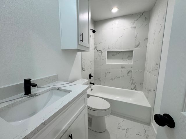 2910 Bourland Street, Greenville, TX 75401