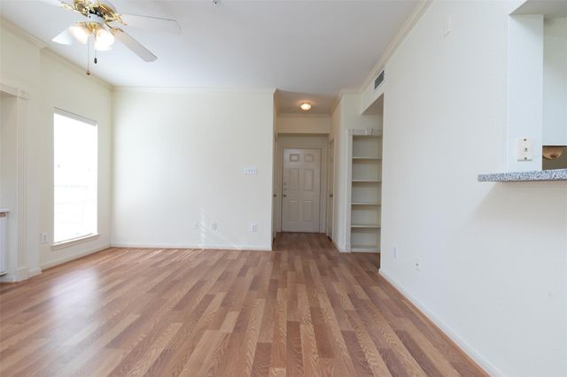 1330 Old Spanish Trail 8212, Houston, TX 77054