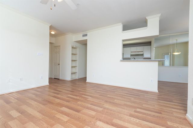 1330 Old Spanish Trail 8212, Houston, TX 77054