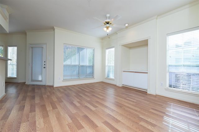 1330 Old Spanish Trail 8212, Houston, TX 77054