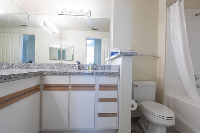 1330 Old Spanish Trail 8212, Houston, TX 77054