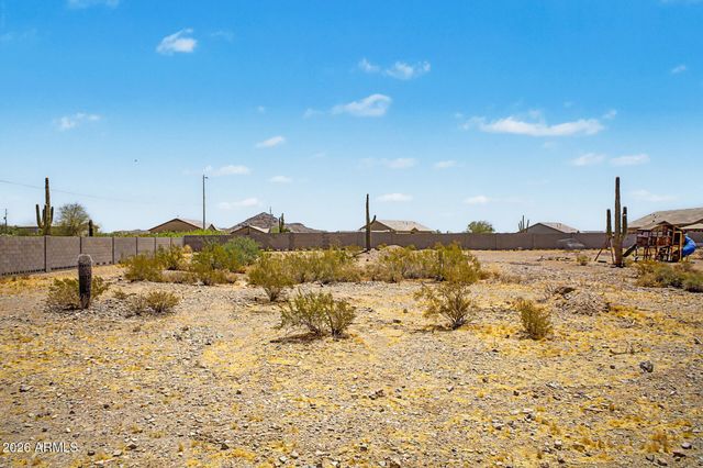 16428 W WHISPER ROCK Trail, Surprise, AZ 85387